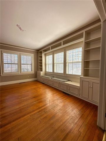 318 E Locust Street, Independence, KS 67301