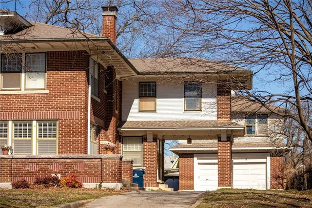 318 E Locust Street, Independence, KS 67301