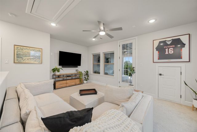 3710 Red Leaf Lane, Dallas, TX 75209