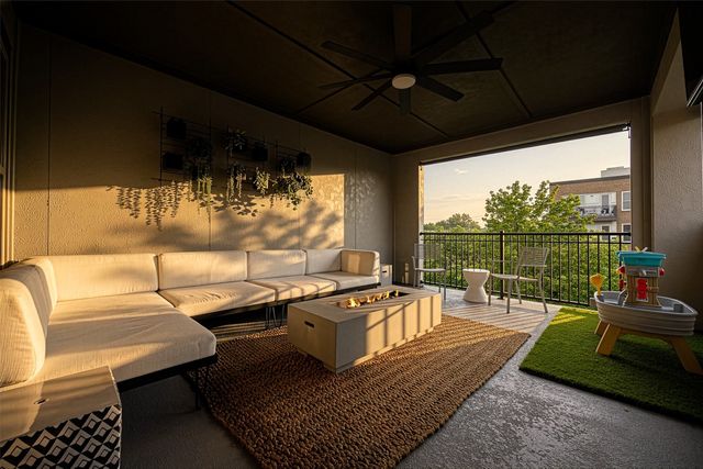 3710 Red Leaf Lane, Dallas, TX 75209