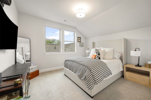 3710 Red Leaf Lane, Dallas, TX 75209