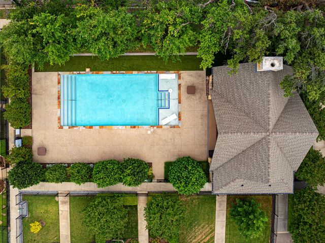 3710 Red Leaf Lane, Dallas, TX 75209