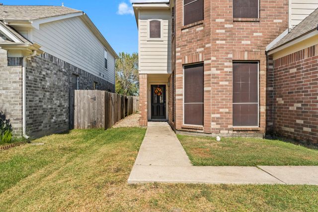 4914 Lazy Timbers Drive, Humble, TX 77346