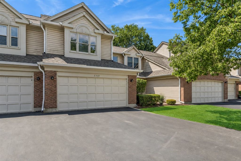 1315 Cheswick Court C, Wheeling, IL 60090
