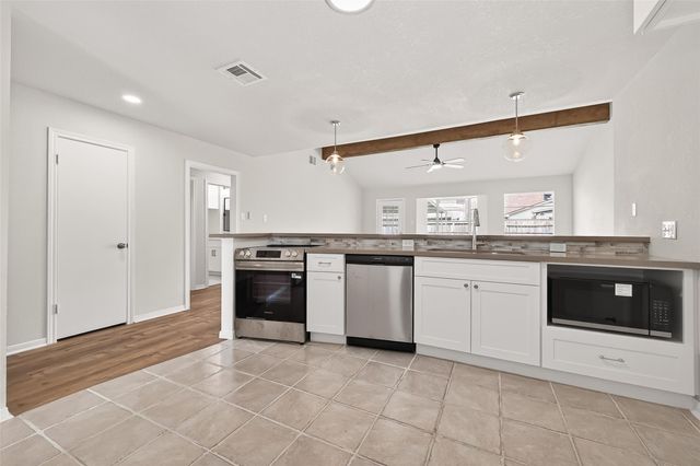 1802 Terrence Drive, Stafford, TX 77477