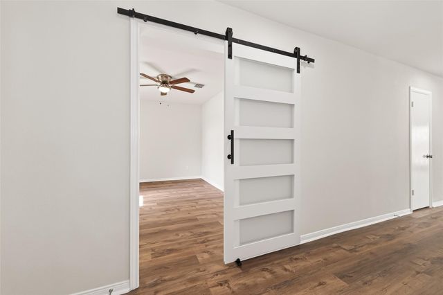 1802 Terrence Drive, Stafford, TX 77477