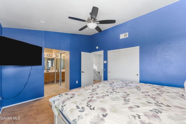 44200 Gillan Avenue, Lancaster, CA 93535