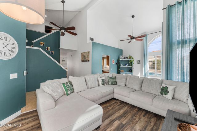 44200 Gillan Avenue, Lancaster, CA 93535