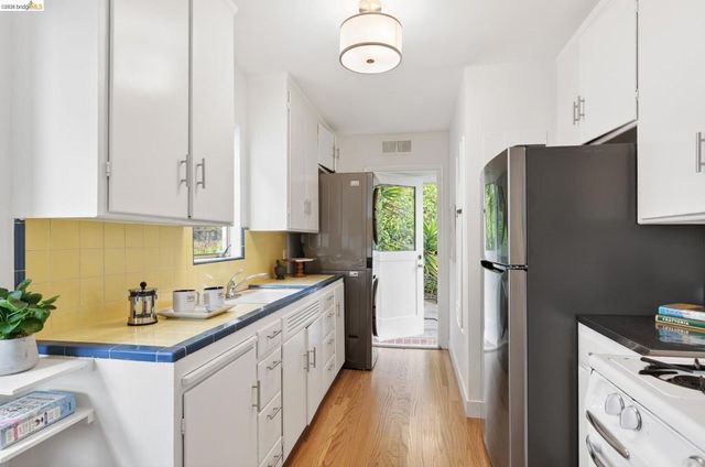 1825 Highland Pl 1829, Berkeley, CA 94709