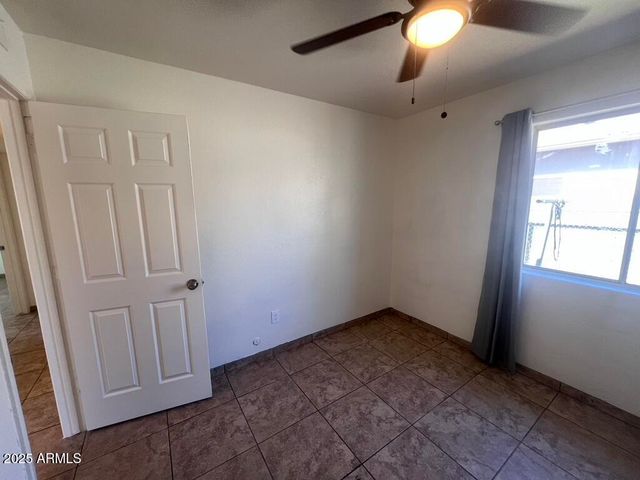 2549 E CHIPMAN Road 2, Phoenix, AZ 85040