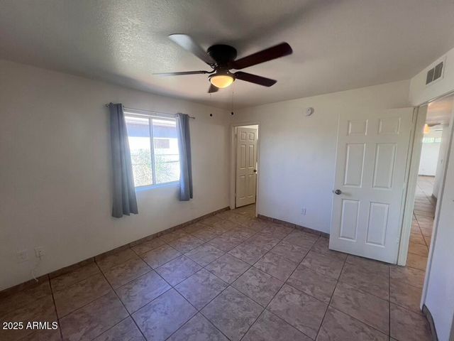 2549 E CHIPMAN Road 2, Phoenix, AZ 85040