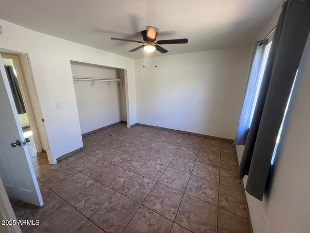 2549 E CHIPMAN Road 2, Phoenix, AZ 85040