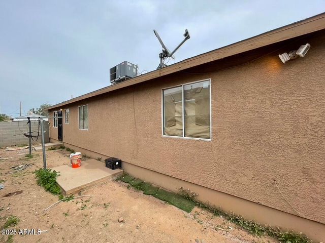 2549 E CHIPMAN Road 2, Phoenix, AZ 85040