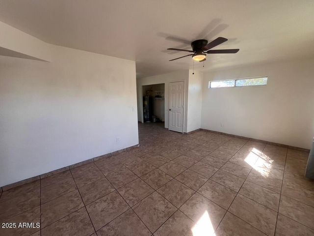 2549 E CHIPMAN Road 2, Phoenix, AZ 85040