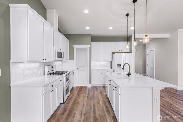 1410 Woods Point Loop, Ferndale, WA 98248