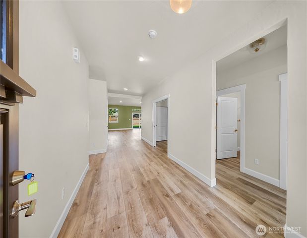 1410 Woods Point Loop, Ferndale, WA 98248