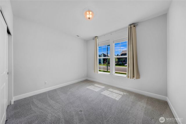 1410 Woods Point Loop, Ferndale, WA 98248