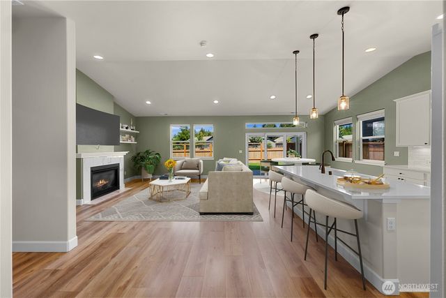 1410 Woods Point Loop, Ferndale, WA 98248