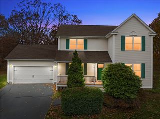 26 Bramblewood Lane, South Kingstown, RI 02879