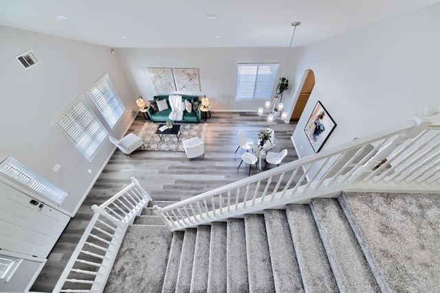 1176 Junction Dr, Manteca, CA 95337