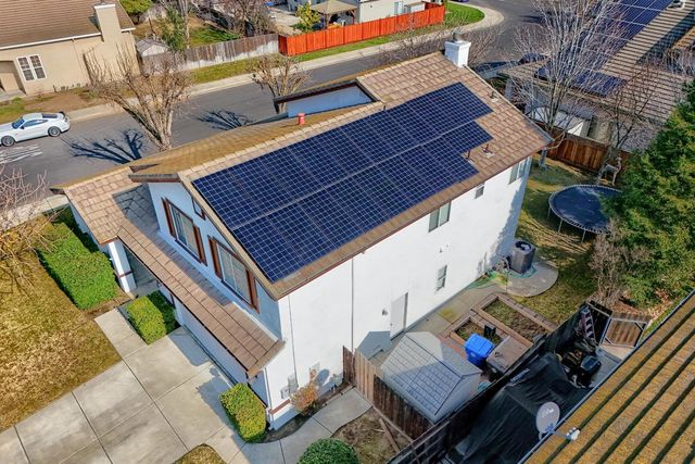 1176 Junction Dr, Manteca, CA 95337