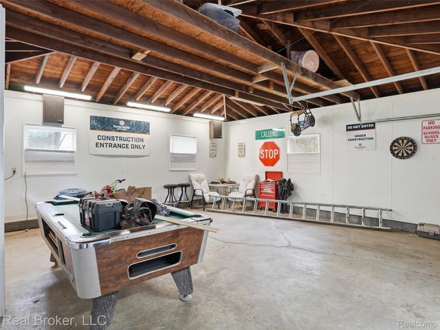918 Columbia Street, Algonac, MI 48001