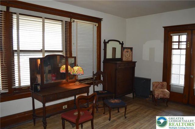 901 West Broad Street, Bethlehem City, PA 18018