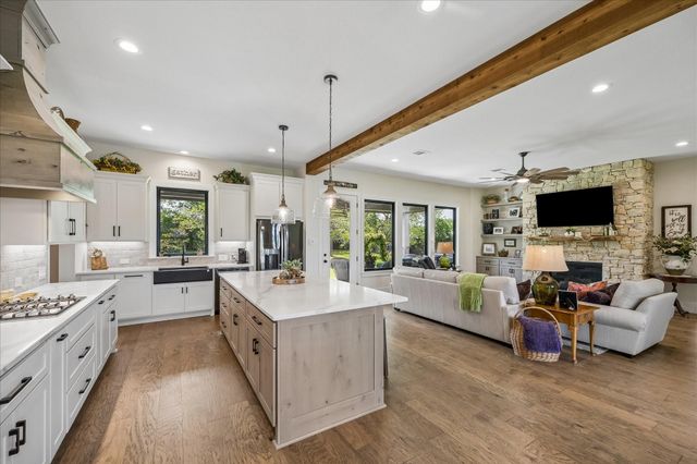 10493 Fm 1371, Chappell Hill, TX 77426