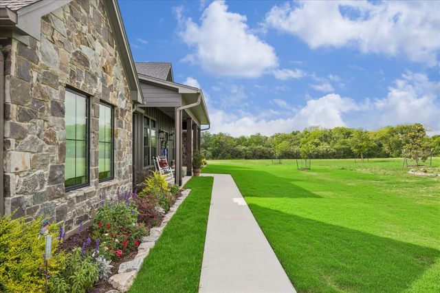 10493 Fm 1371, Chappell Hill, TX 77426