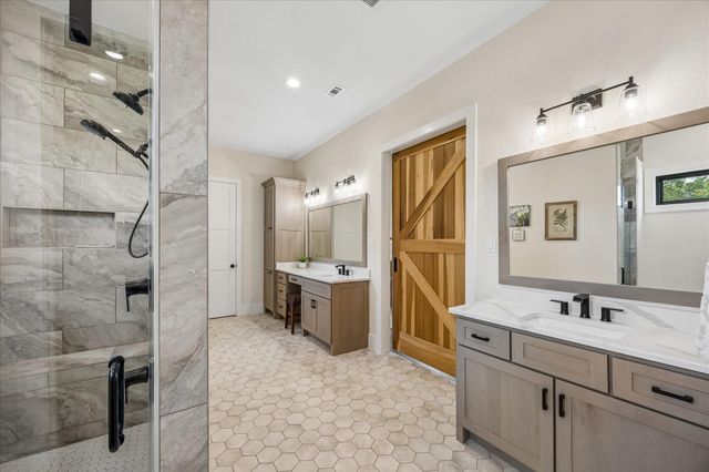 10493 Fm 1371, Chappell Hill, TX 77426