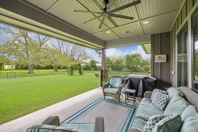 10493 Fm 1371, Chappell Hill, TX 77426