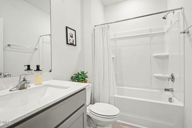 243 Hawksmoore Lane, Lillington, NC 27546