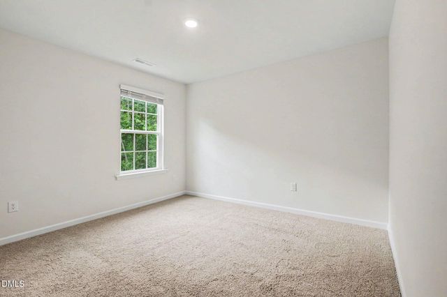 243 Hawksmoore Lane, Lillington, NC 27546