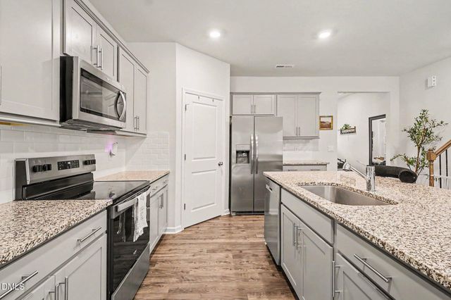 243 Hawksmoore Lane, Lillington, NC 27546