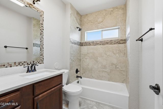 470 FORTENBERRY Place, El Paso, TX 79928