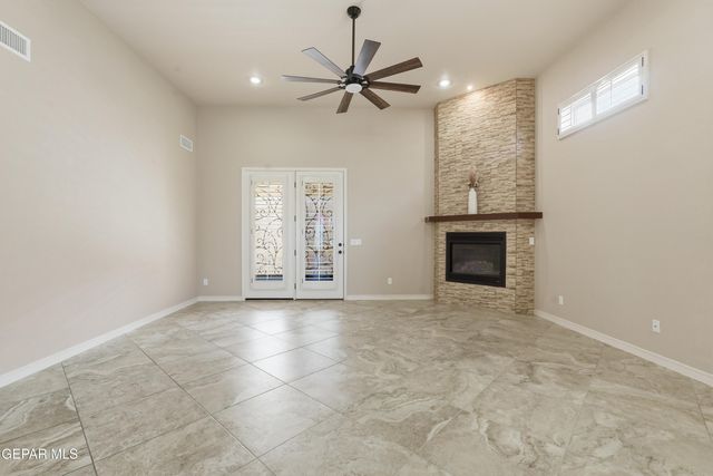 470 FORTENBERRY Place, El Paso, TX 79928