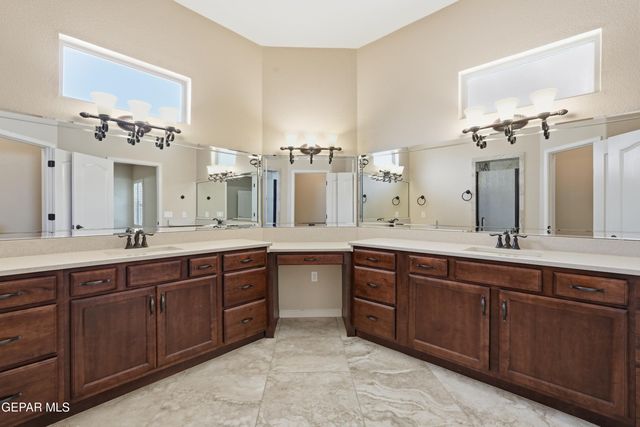 470 FORTENBERRY Place, El Paso, TX 79928