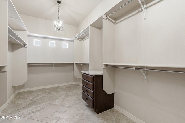 470 FORTENBERRY Place, El Paso, TX 79928