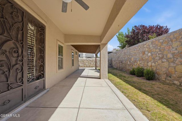 470 FORTENBERRY Place, El Paso, TX 79928