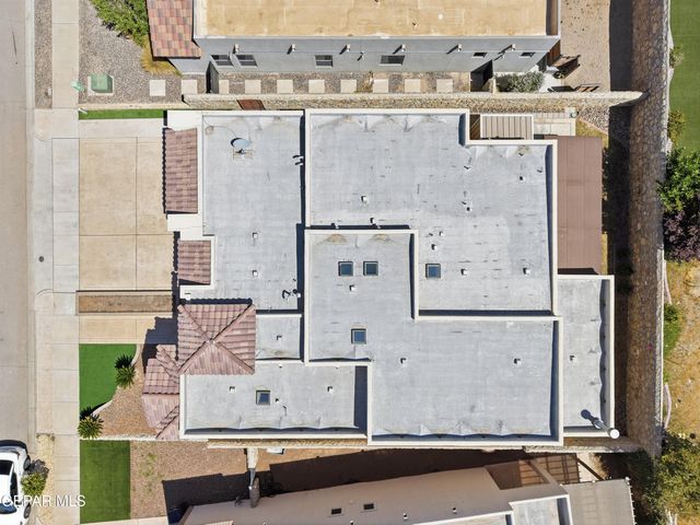 470 FORTENBERRY Place, El Paso, TX 79928