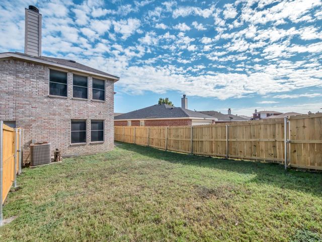 2917 Mayfair Lane, Lancaster, TX 75134