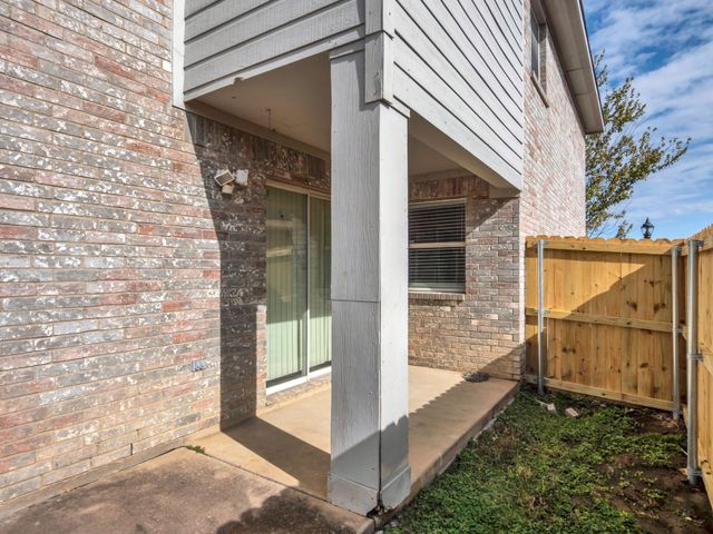 2917 Mayfair Lane, Lancaster, TX 75134