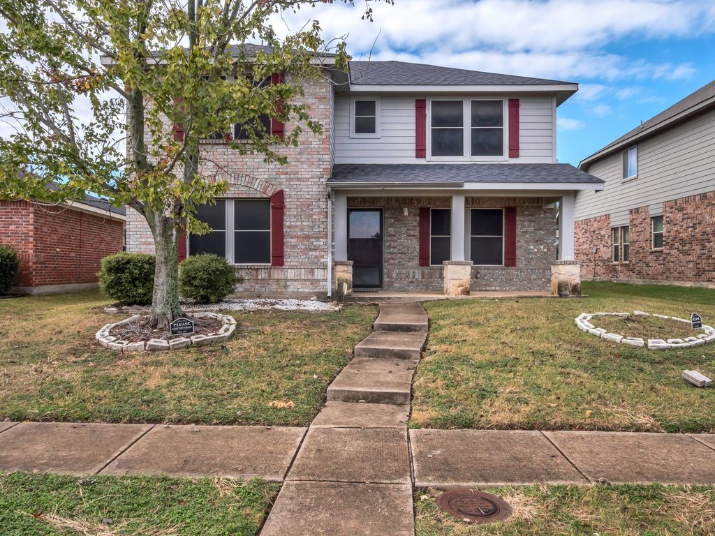 2917 Mayfair Lane, Lancaster, TX 75134