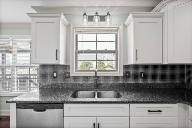 1132 Ivy Brook Way, Clarksville, TN 37043