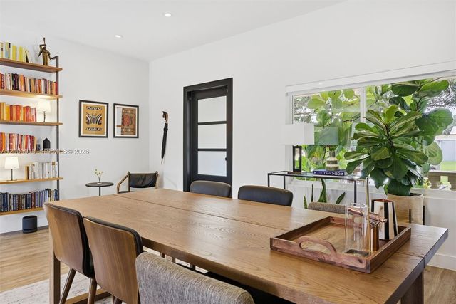 565 South Dr, Miami Springs, FL 33166