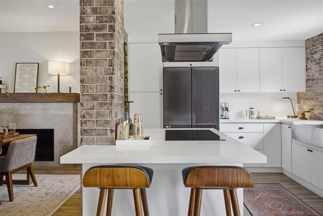 565 South Dr, Miami Springs, FL 33166