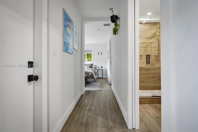 565 South Dr, Miami Springs, FL 33166