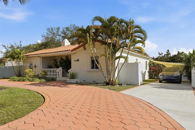 565 South Dr, Miami Springs, FL 33166