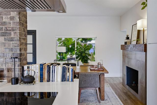 565 South Dr, Miami Springs, FL 33166