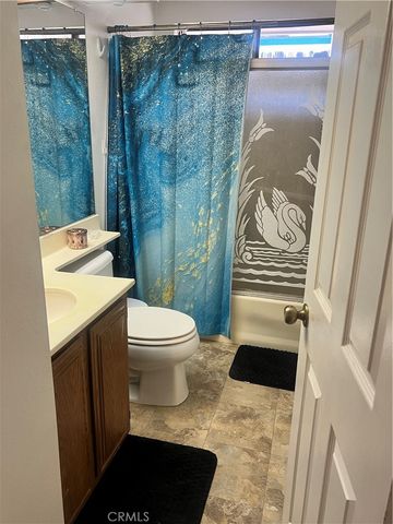 13691 Gavina Avenue 615, Sylmar, CA 91342